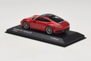 Porsche 911 992 Carrera 4S Rood Minichamps 1:43 410069321 Metaal — afbeelding 3 van 5