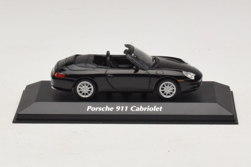 Porsche 911 996 Cabriolet Zwart Metallic Maxichamps 1:43 940061030 Metaal