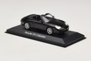 Porsche 911 996 Cabriolet Zwart Metallic Maxichamps 1:43 940061030 Metaal — afbeelding 3 van 5