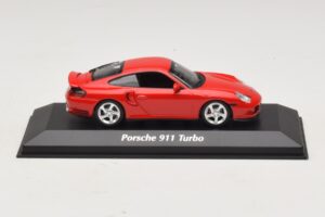 Porsche 911 996 Turbo Rood Maxichamps 1:43 940069300 Metaal