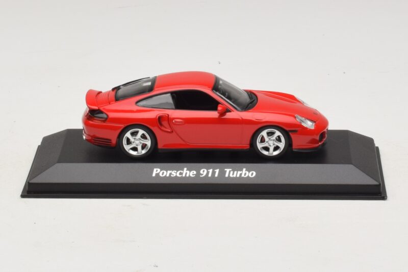 Porsche 911 996 Turbo Rood Maxichamps 1:43 940069300 Metaal