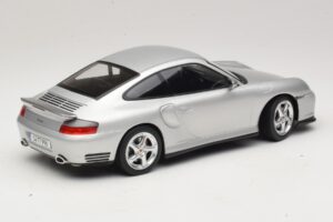 Porsche 911 996 Turbo Zilver KK-Scale 1:18 KKDC181471 Metaal — afbeelding 2 van 6