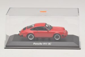 Porsche 911 SC Rood Maxichamps 1:43 940062021 Metaal — afbeelding 4 van 5