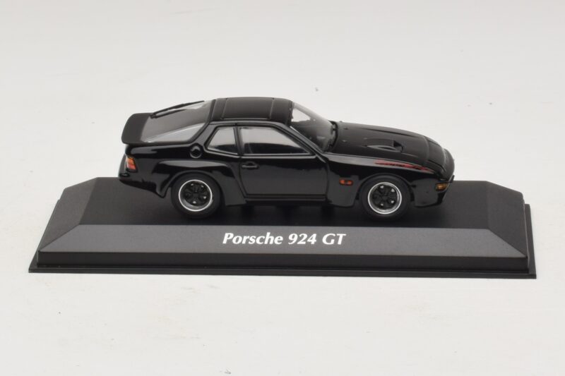 Porsche 924 GT Zwart Maxichamps 1:43 940066124 Metaal