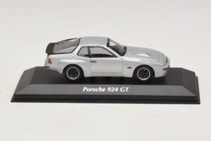 Porsche 924 GT Zilver Maxichamps 1:43 940066122 Metaal