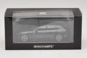 Porsche Panamera 971 4 E-Hybrid Sport Turismo Grijs Minichamps 1:43 410066112 Metaal — afbeelding 5 van 5