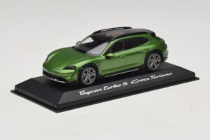 Porsche Taycan Turbo S Cross Turismo Groen Minichamps 1:43 WAP0207830M003 Metaal — afbeelding 2 van 5