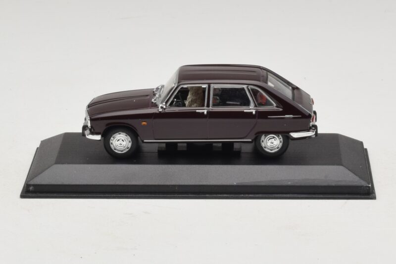 Renault 16 Donkerrood Minichamps 1:43 400113104 Metaal