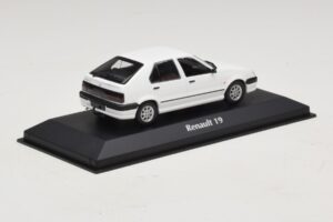 Renault 19 Wit Maxichamps 1:43 940113700 Metaal — afbeelding 2 van 5