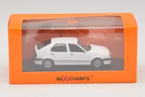 Renault 19 Wit Maxichamps 1:43 940113700 Metaal — afbeelding 5 van 5