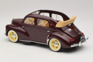 Renault 4CV Kastanjebruin Solido 1:18 8048 Metaal — afbeelding 5 van 6