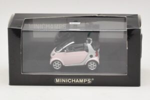 Smart Fortwo 450 Cabrio Wit Legally Blonde 2 Vervangende Doos Minichamps 1:43 402173900-R1 Metaal — afbeelding 5 van 5