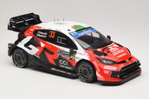 Toyota GR Yaris Rally1 #33 E. Evans / S. Martin Rally Monte Carlo 2026 IXO 1:18 18RMC269B Metaal — afbeelding 4 van 6