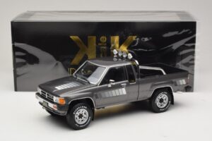 Toyota Hilux N50 Xtra Cab 4x4 Grijs Metallic KK-Scale 1:18 KKDC181563 Metaal — afbeelding 6 van 6
