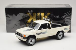 Toyota Hilux N50 Xtra Cab 4x4 Wit KK-Scale 1:18 KKDC181564 Metaal — afbeelding 6 van 6