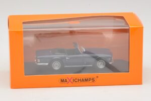Triumph TR6 Donkerblauw Maxichamps 1:43 940132570 Metaal — afbeelding 5 van 5