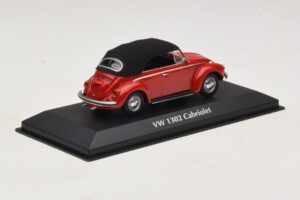 Volkswagen 1302 Cabriolet Rood Maxichamps 1:43 940055031 Metaal — afbeelding 2 van 5
