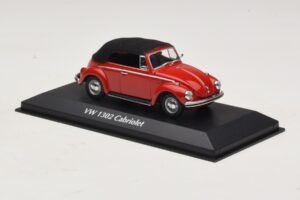 Volkswagen 1302 Cabriolet Rood Maxichamps 1:43 940055031 Metaal — afbeelding 3 van 5