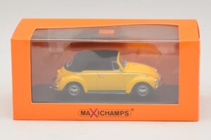Volkswagen 1302 Cabriolet Geel Maxichamps 1:43 940055030 Metaal — afbeelding 5 van 5