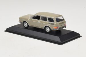 Volkswagen 411 LE Variant Savanna Beige Minichamps 1:43 400051114 Metaal — afbeelding 3 van 5
