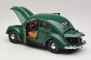 Volkswagen Kever Groen Maisto 1:18 32820 Metaal — afbeelding 5 van 8