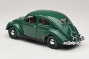 Volkswagen Kever Groen Maisto 1:18 32820 Metaal — afbeelding 7 van 8
