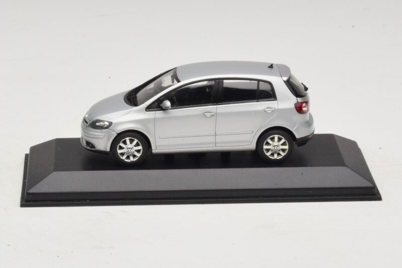 Volkswagen Golf Plus Mk5 Zilver Vervangende Doos Minichamps 1:43 400054370-R1 Metaal