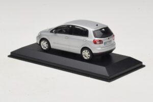 Volkswagen Golf Plus Mk5 Zilver Vervangende Doos Minichamps 1:43 400054370-R1 Metaal — afbeelding 3 van 5