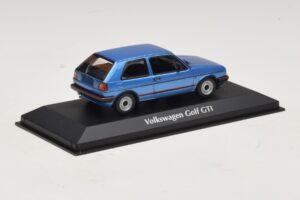 Volkswagen Golf GTI Mk2 Blauw Metallic Maxichamps 1:43 940054120 Metaal — afbeelding 2 van 5