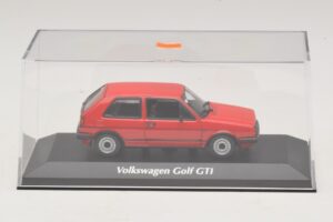 Volkswagen Golf GTI Mk2 Rood Maxichamps 1:43 940054121 Metaal — afbeelding 4 van 5