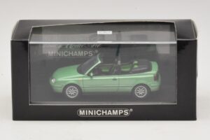 Volkswagen Golf Mk4 Cabriolet Groen Metallic Minichamps 1:43 430058335 Metaal — afbeelding 5 van 5