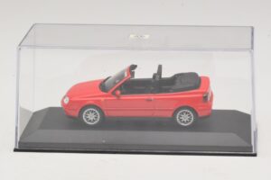 Volkswagen Golf Mk4 Cabriolet Rood Dealer Editie Minichamps 1:43 GOLF006 Metaal — afbeelding 4 van 5