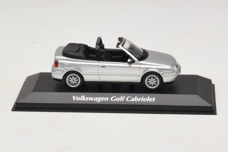 Volkswagen Golf Mk4 Cabriolet Zilver Maxichamps 1:43 940058331 Metaal