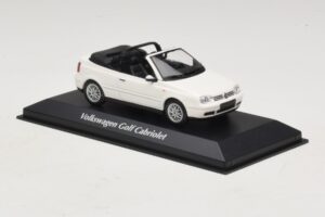 Volkswagen Golf Mk4 Cabriolet Wit Maxichamps 1:43 940058330 Metaal — afbeelding 3 van 5