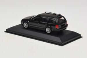 Volkswagen Golf Mk4 Variant Sport Highline BBS Edition Zwart Minichamps 1:43 GOLF008 Metaal — afbeelding 3 van 5