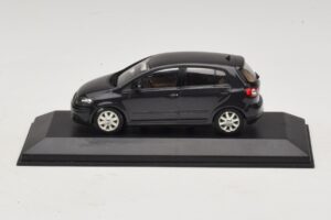 Volkswagen Golf Plus Mk5 Zwart Minichamps 1:43 GOLF007 Metaal
