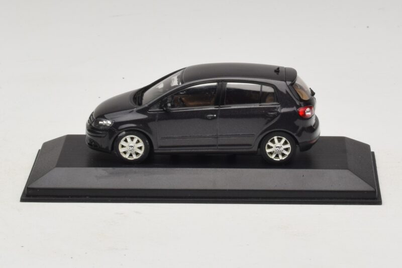 Volkswagen Golf Plus Mk5 Zwart Minichamps 1:43 GOLF007 Metaal