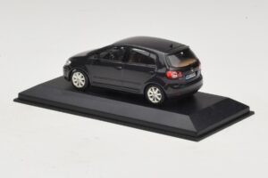 Volkswagen Golf Plus Mk5 Zwart Minichamps 1:43 GOLF007 Metaal — afbeelding 3 van 5