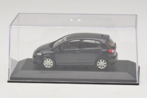 Volkswagen Golf Plus Mk5 Zwart Minichamps 1:43 GOLF007 Metaal — afbeelding 4 van 5