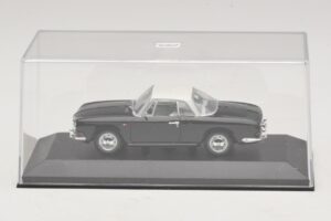 Volkswagen Karmann Ghia Zwart met wit dak Minichamps 1:43 430050224 Metaal — afbeelding 4 van 5