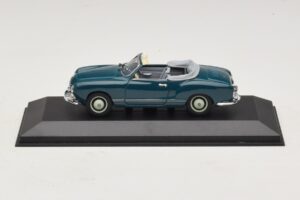 Volkswagen Karmann Ghia Cabriolet Donkerblauw Minichamps 1:43 GHIA001 Metaal