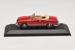 Volkswagen Karmann Ghia Cabriolet Donkerrood Minichamps 1:43 5032 Metaal