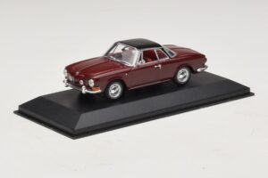 Volkswagen Karmann Ghia Rood Met Zwart Dak Minichamps 1:43 GHIA002 Metaal — afbeelding 2 van 5