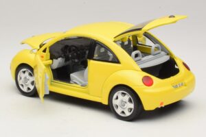 Volkswagen New Beetle A4 Geel Bburago 1:18 3302 Metaal — afbeelding 5 van 8