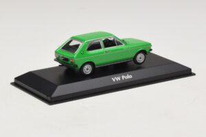 Volkswagen Polo Mk1 Groen Maxichamps 1:43 940050501 Metaal — afbeelding 2 van 5
