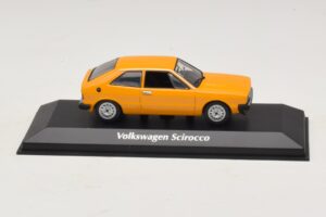 Volkswagen Scirocco Mk1 Geel Maxichamps 1:43 940050424 Metaal
