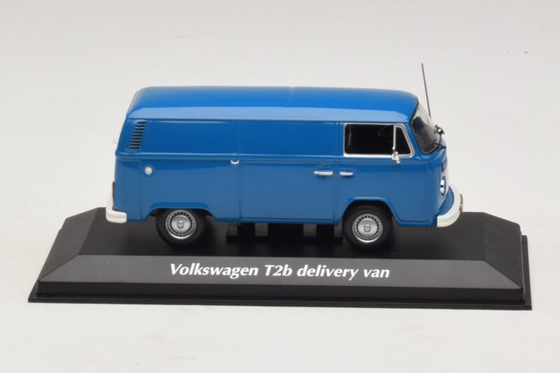 Volkswagen T2b Bestelbus Blauw Maxichamps 1:43 940053061 Metaal