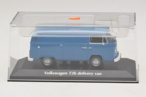 Volkswagen T2b Bestelbus Blauw Maxichamps 1:43 940053061 Metaal — afbeelding 4 van 5