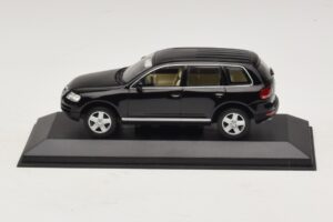 Volkswagen Touareg 7L Zwart Minichamps 1:43 TOUAREG002 Metaal