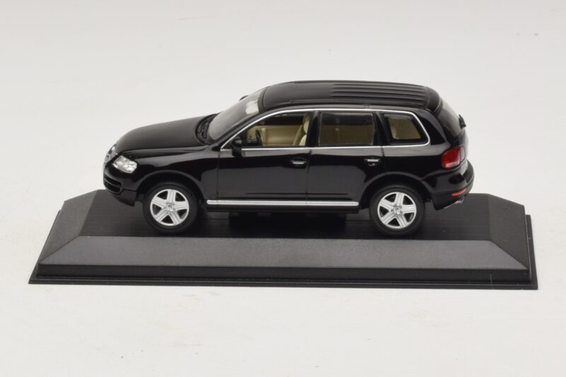 Volkswagen Touareg 7L Zwart Minichamps 1:43 TOUAREG002 Metaal